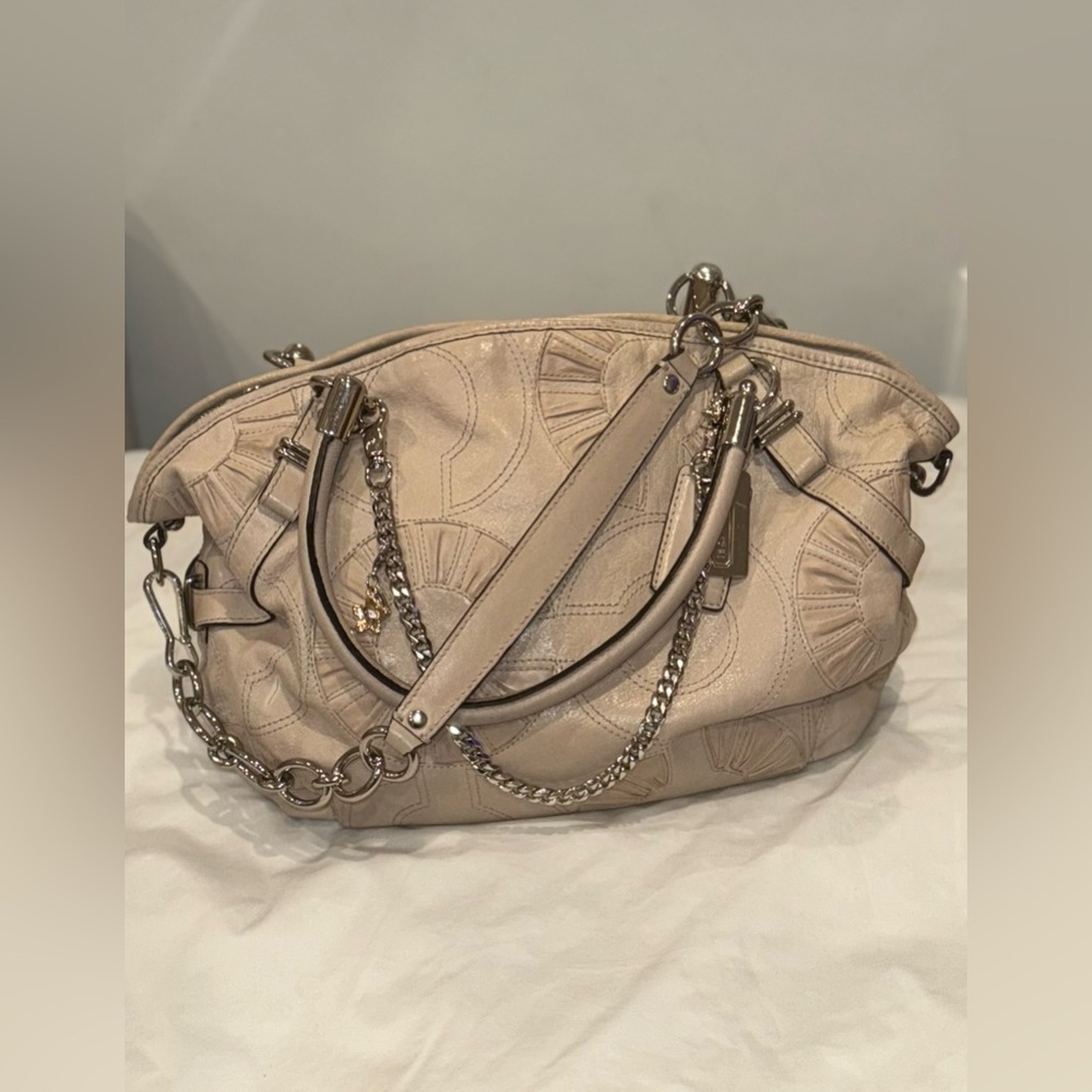 COACH MONOGRAM SHOULDER BAG - Picture 2 of 16